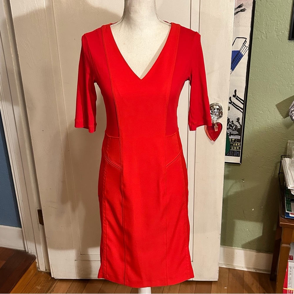 Marc Cain Red 3/4 Sleeve Body con Dress full back zipper size 6, but no ag